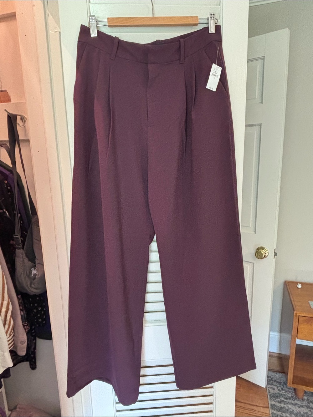Gap 365 high rise pleated trousers in Bordeaux